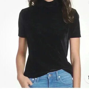 Madewell women’s Velvet Mock Neck Tee In Black Size Small pre-loved no flaws